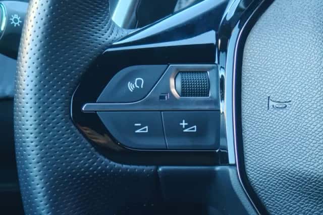 Peugeot 208 (2024) thumbnail 15