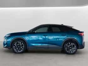 Peugeot 3008 (2025) thumbnail 2