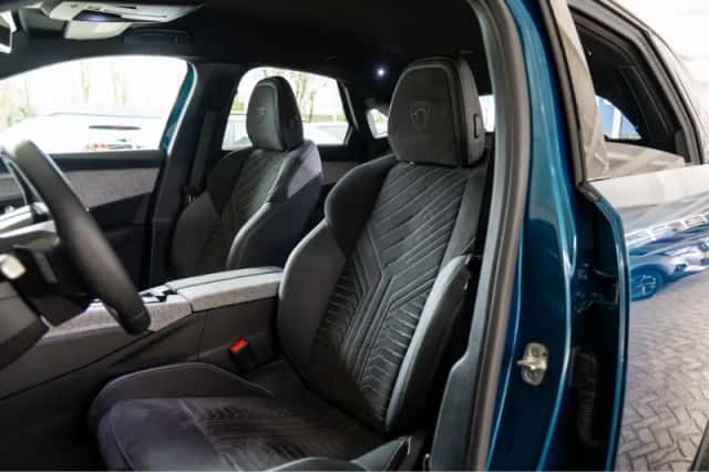 Peugeot 3008 (2025) thumbnail 4
