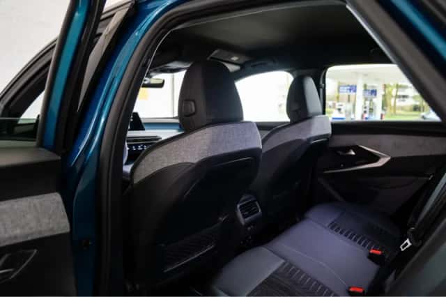 Peugeot 3008 (2025) thumbnail 8
