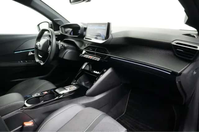 Peugeot 208 (2024) thumbnail 22