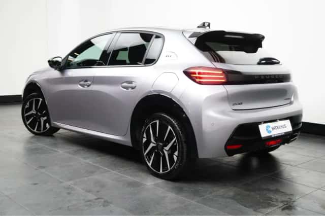 Peugeot 208 (2024) thumbnail 4