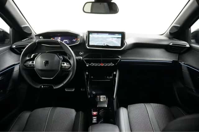 Peugeot 208 (2024) thumbnail 5