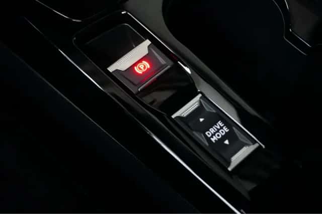 Peugeot 208 (2024) thumbnail 10