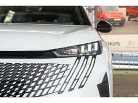 Peugeot 5008 (2025) thumbnail 2
