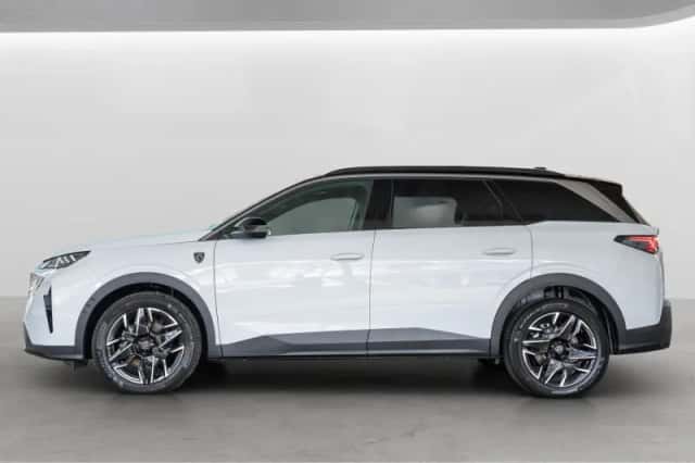 Peugeot 5008 (2025) thumbnail 4