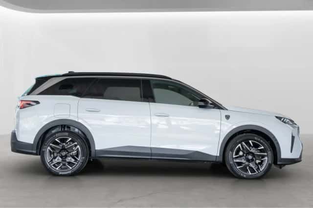 Peugeot 5008 (2025) thumbnail 5