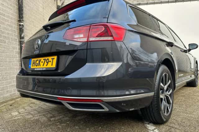 Volkswagen Passat (2020) thumbnail 13