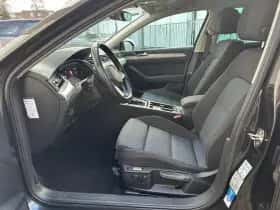 Volkswagen Passat (2020) thumbnail 18