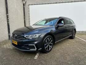 Volkswagen Passat (2020) thumbnail 3