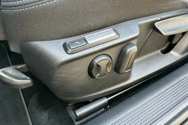 Volkswagen Passat (2020) thumbnail 21