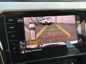 Volkswagen Passat (2020) thumbnail 32