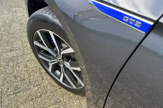 Volkswagen Passat (2020) thumbnail 7