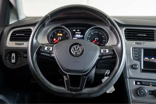 Volkswagen Golf (2017) thumbnail 14