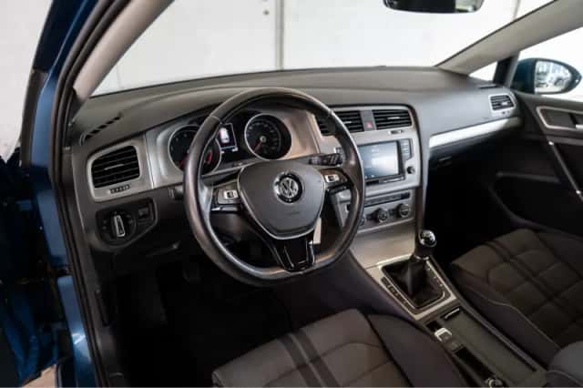 Volkswagen Golf (2017) thumbnail 10