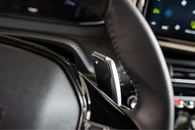 Peugeot 208 (2024) thumbnail 18