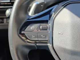 Peugeot 3008 (2023) thumbnail 18