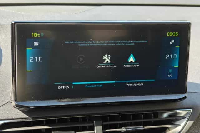 Peugeot 3008 (2023) thumbnail 28