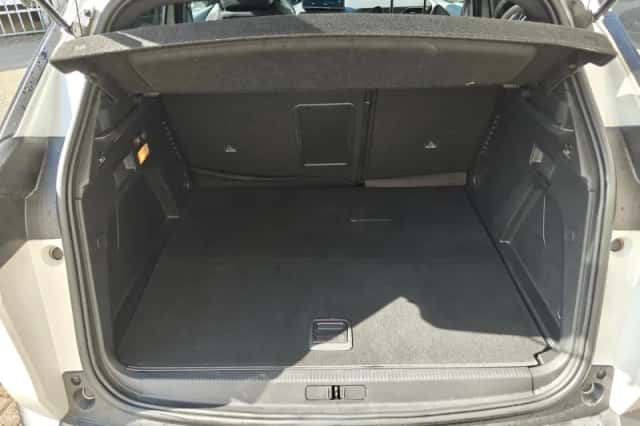 Peugeot 3008 (2023) thumbnail 33