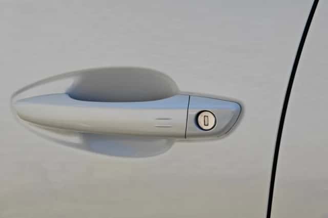 Peugeot 3008 (2023) thumbnail 36