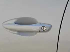 Peugeot 3008 (2023) thumbnail 36