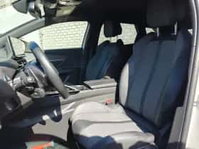 Peugeot 3008 (2023) thumbnail 5
