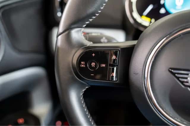 MINI Countryman (2023) thumbnail 18