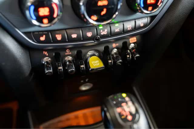 MINI Countryman (2023) thumbnail 24