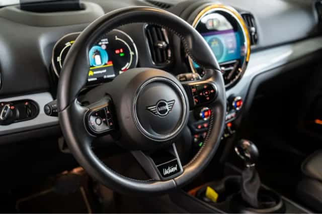 MINI Countryman (2023) thumbnail 10