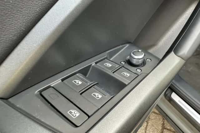 Audi Q3 (2023) thumbnail 26