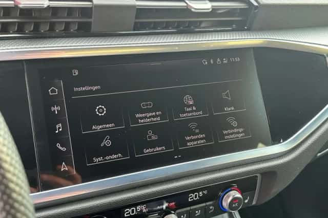 Audi Q3 (2023) thumbnail 42