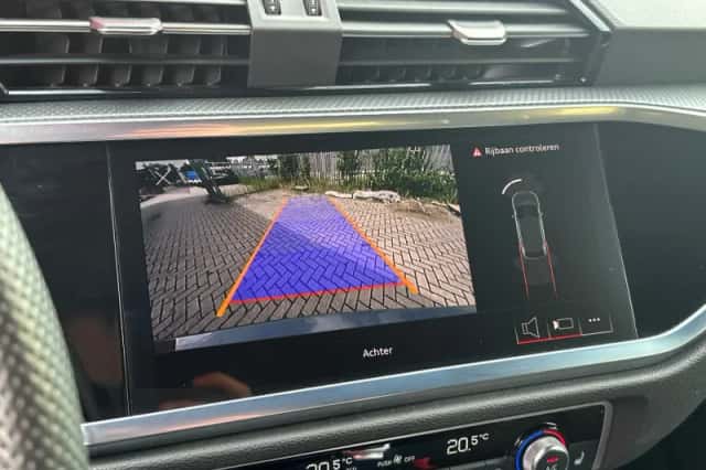 Audi Q3 (2023) thumbnail 49