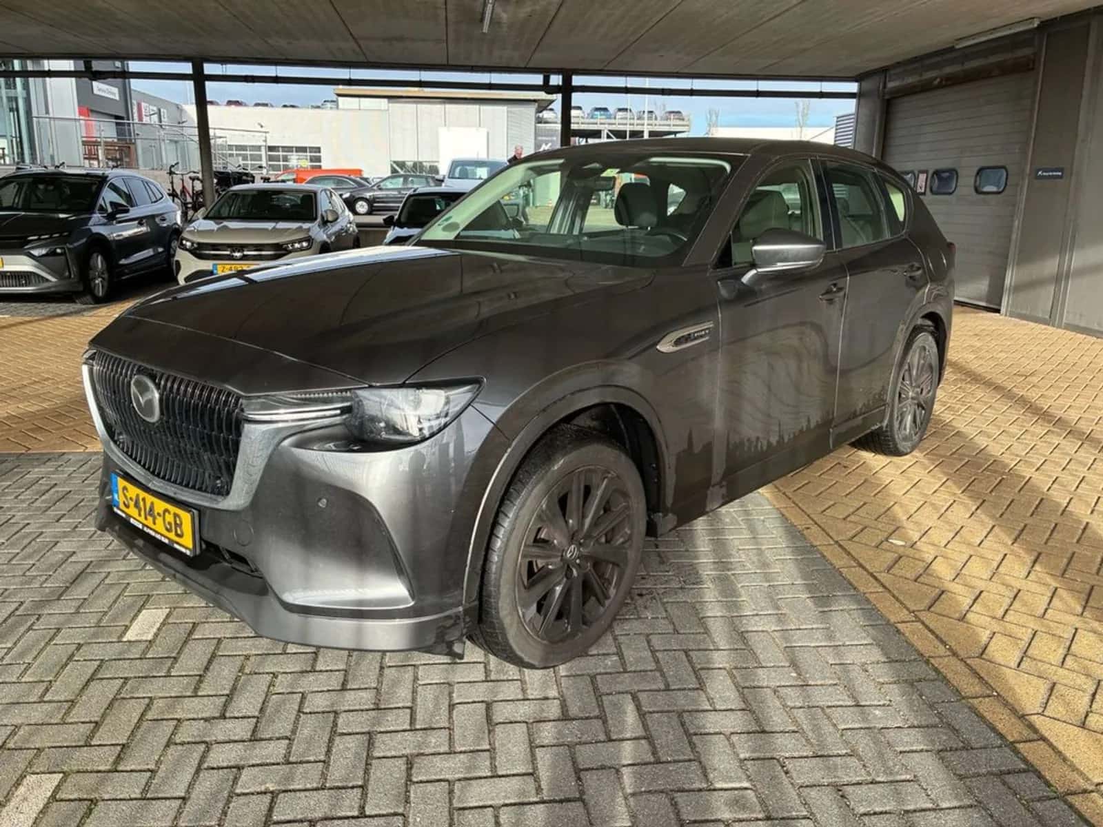 Mazda CX-60 (2023) — foto 1