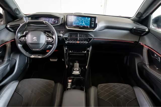 Peugeot 2008 (2022) thumbnail 11