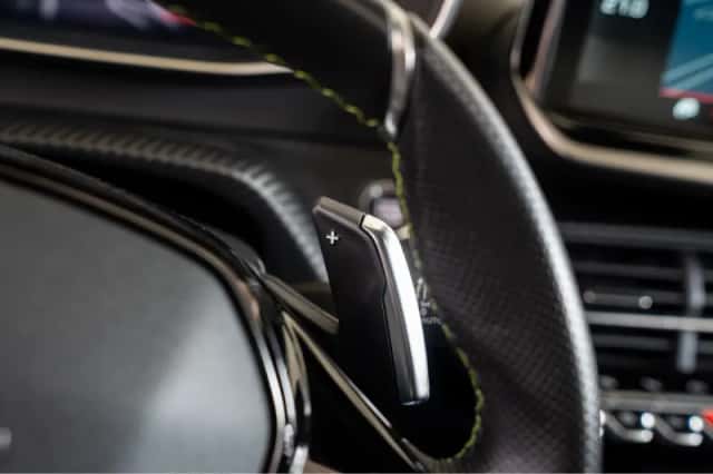 Peugeot 2008 (2022) thumbnail 16