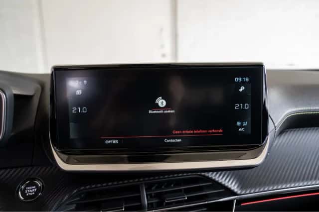 Peugeot 2008 (2022) thumbnail 19