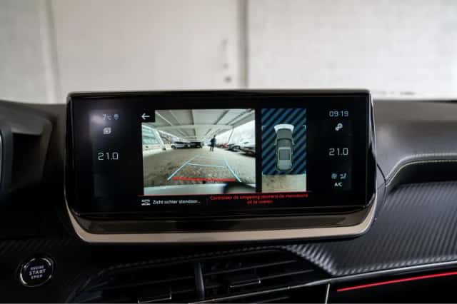 Peugeot 2008 (2022) thumbnail 22