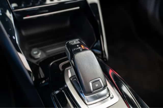 Peugeot 2008 (2022) thumbnail 26