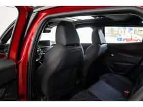 Peugeot 2008 (2022) thumbnail 7