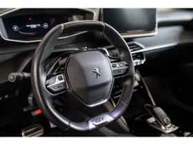 Peugeot 2008 (2022) thumbnail 10