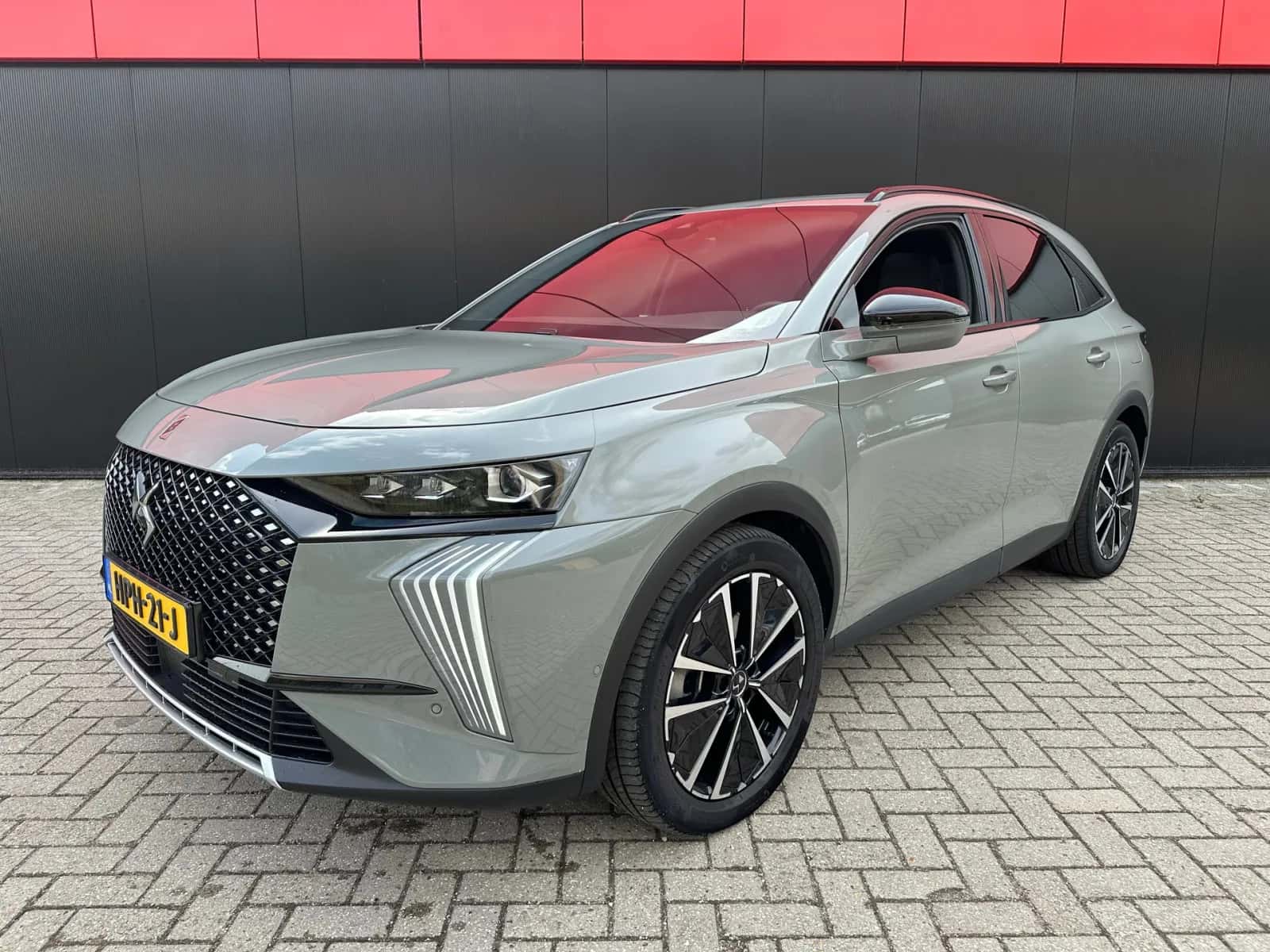 DS 7 (2025) — foto 1