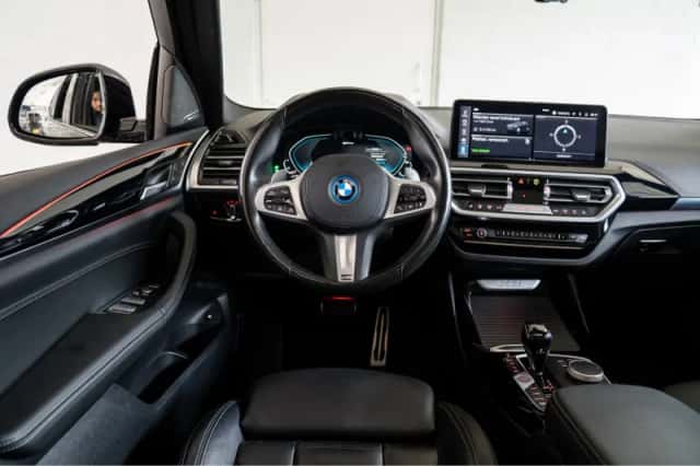 BMW X3 (2024) thumbnail 11