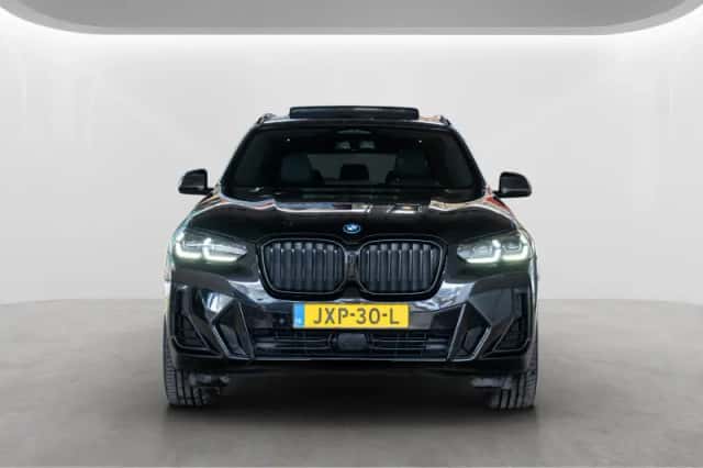 BMW X3 (2024) thumbnail 5