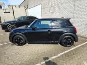 MINI Mini (2023) thumbnail 2