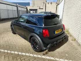MINI Mini (2023) thumbnail 3