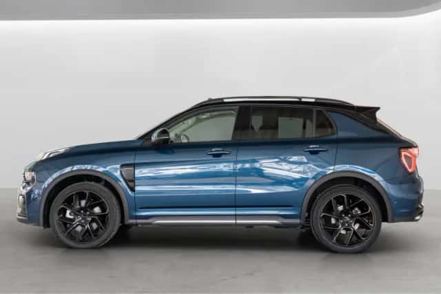 Lynk & Co 01 (2023) thumbnail 3