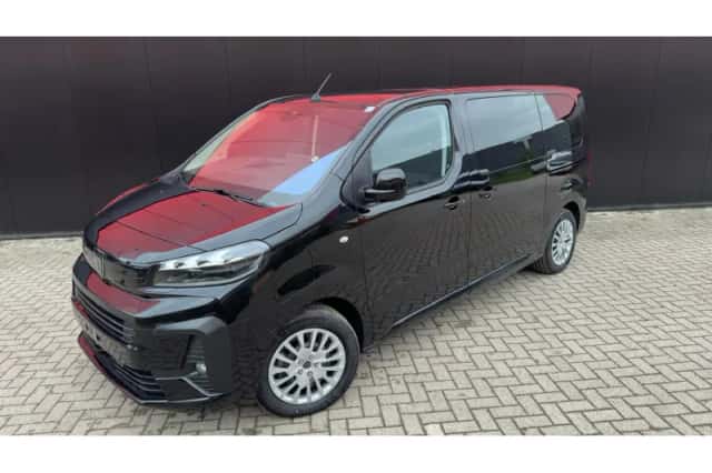 Peugeot E-Traveller (2024) thumbnail 1