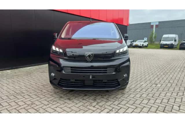 Peugeot E-Traveller (2024) thumbnail 12