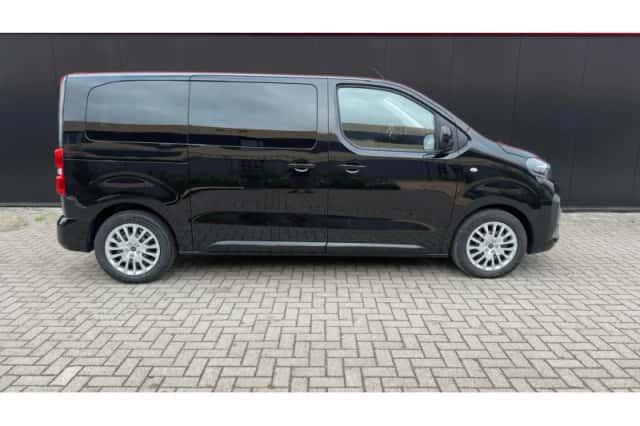 Peugeot E-Traveller (2024) thumbnail 13