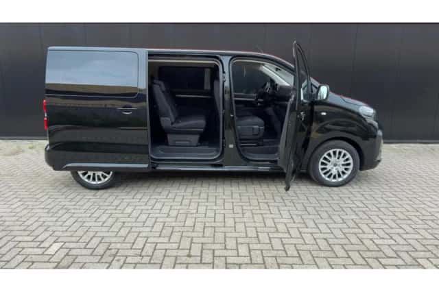 Peugeot E-Traveller (2024) thumbnail 14